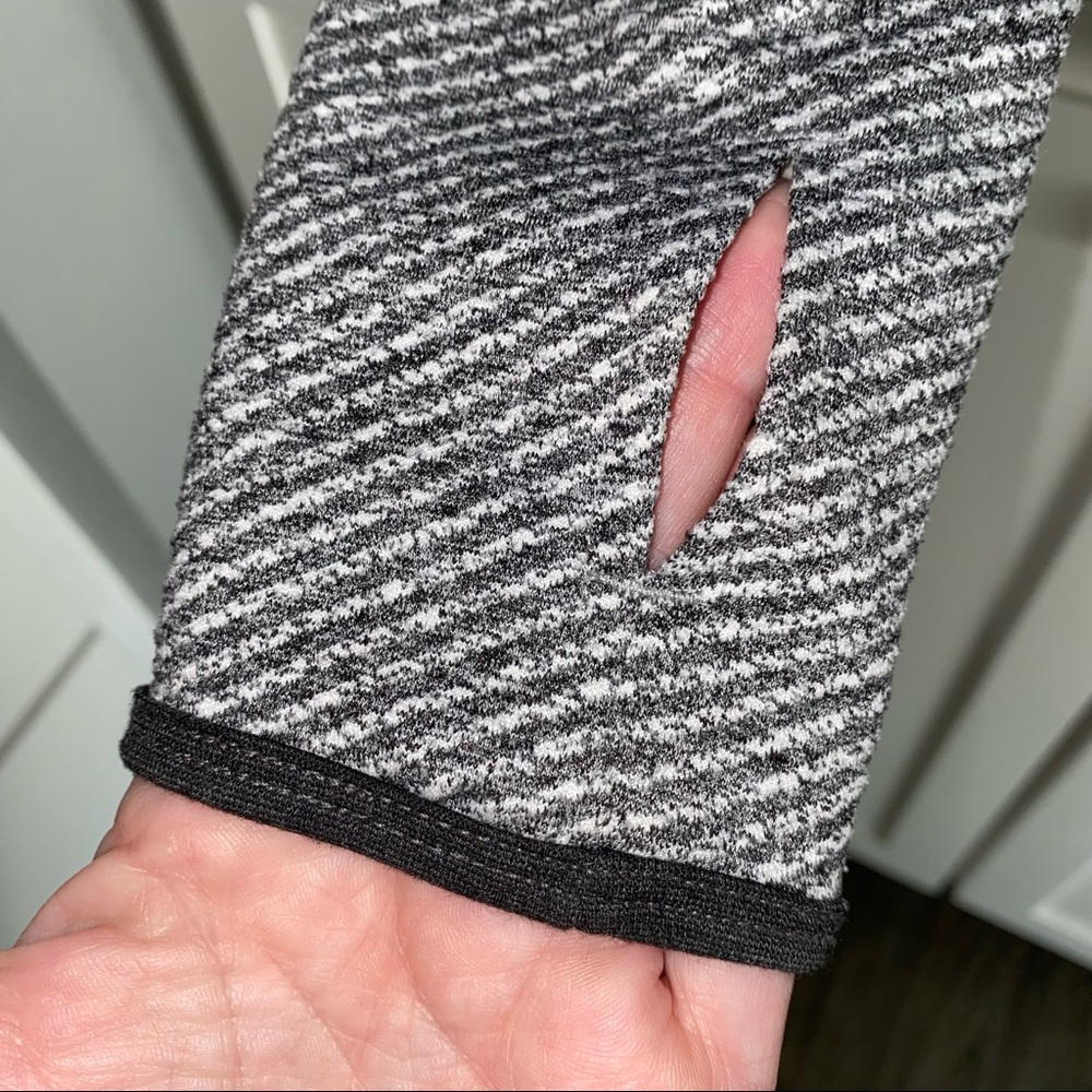 Champion Grey Runner Long Sleeve Zip Up XS - Picture 5 of 11